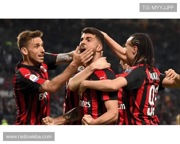 AC米兰中场缺少关键连接点,组织与推进环节表现受限,赛季竞争力面临考验 AC米兰中场缺少关键连接点,组织与推进环节表现受限,赛季竞争力面临考验