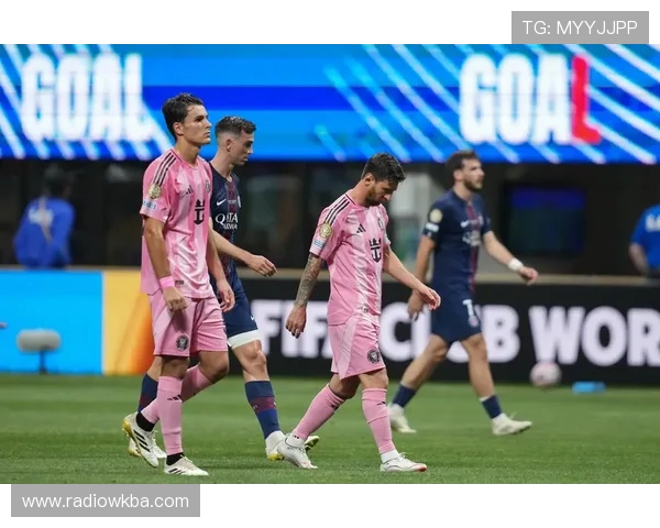 巴黎圣日耳曼防守数据改善但稳定性存疑，后防表现波动成赛季走势关键