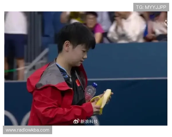 史梦瑶训练完直接拎爱马仕去吃米其林，这哪是运动员分明是富家千金